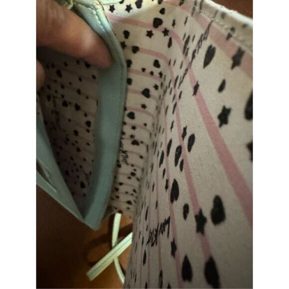 Betsey Johnson iridescent crossbody bag - Picture 4 of 8